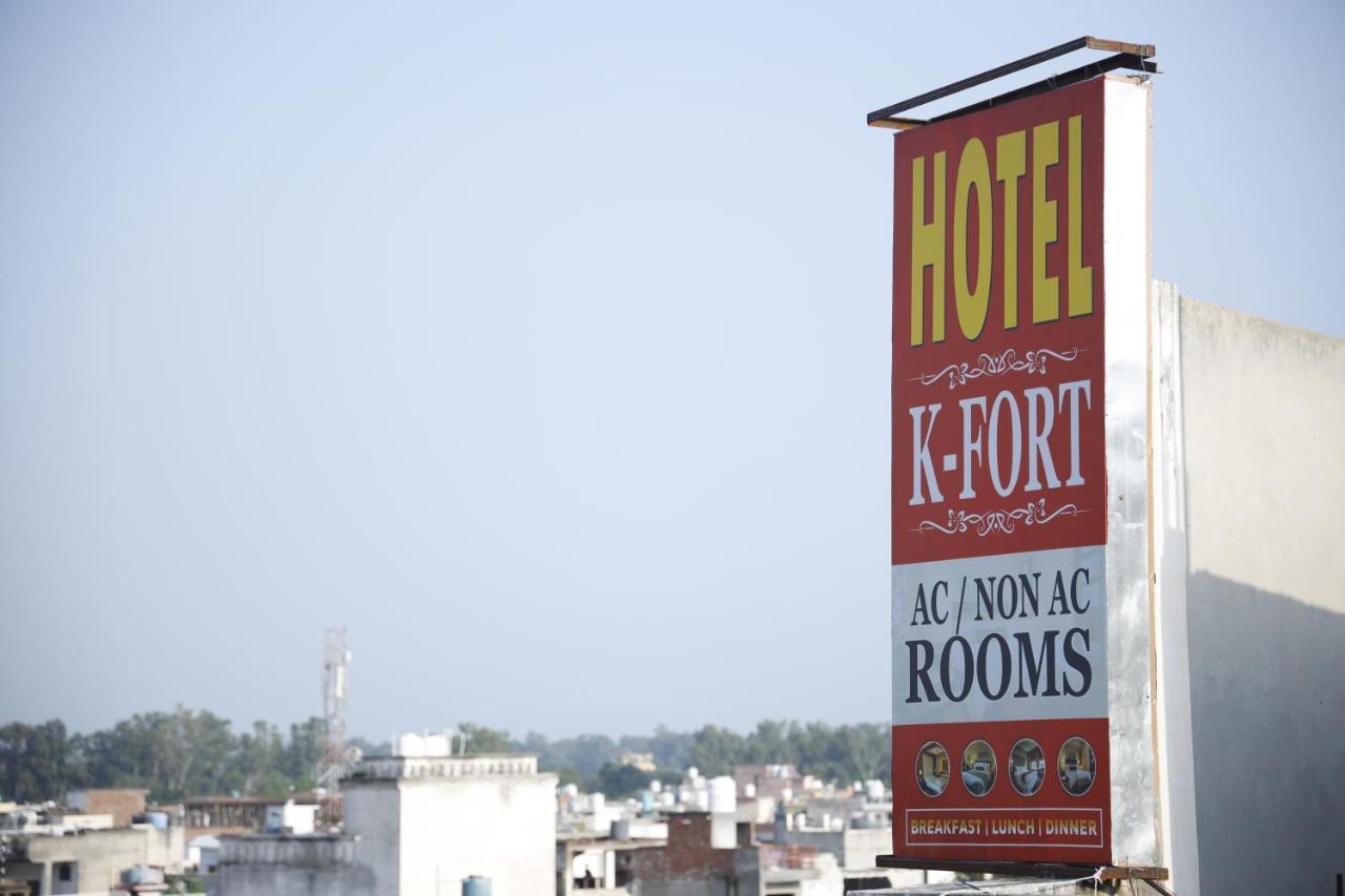 Hotel K Fort Dźalandhar Zewnętrze zdjęcie